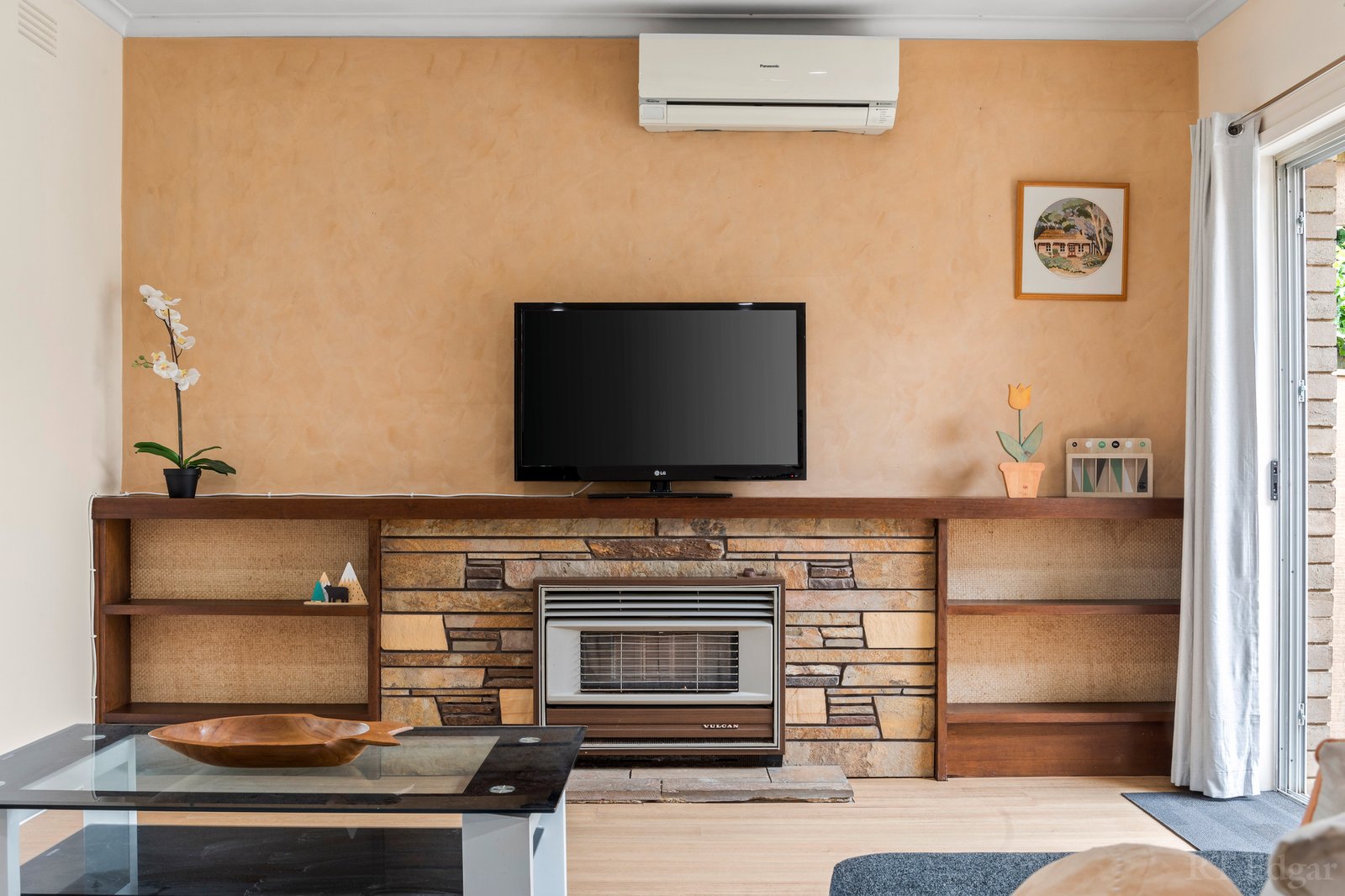 Real Estate and Property in 21 Turana Street, Doncaster, VIC