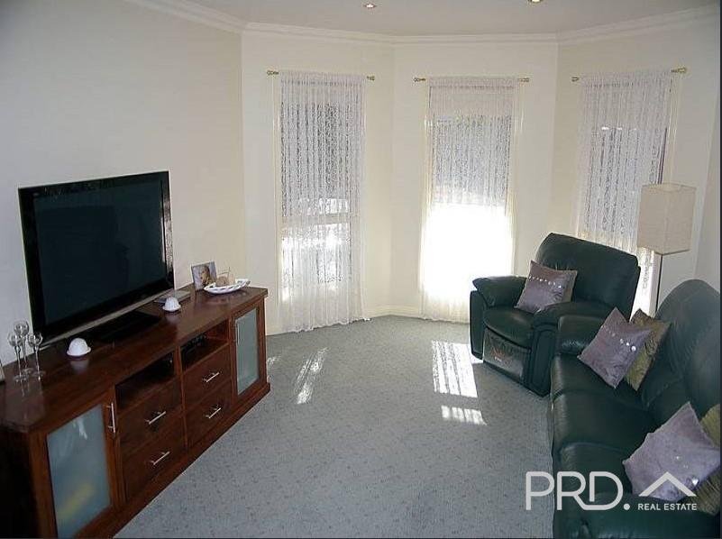 21 Ularara Drive MILDURA 4
