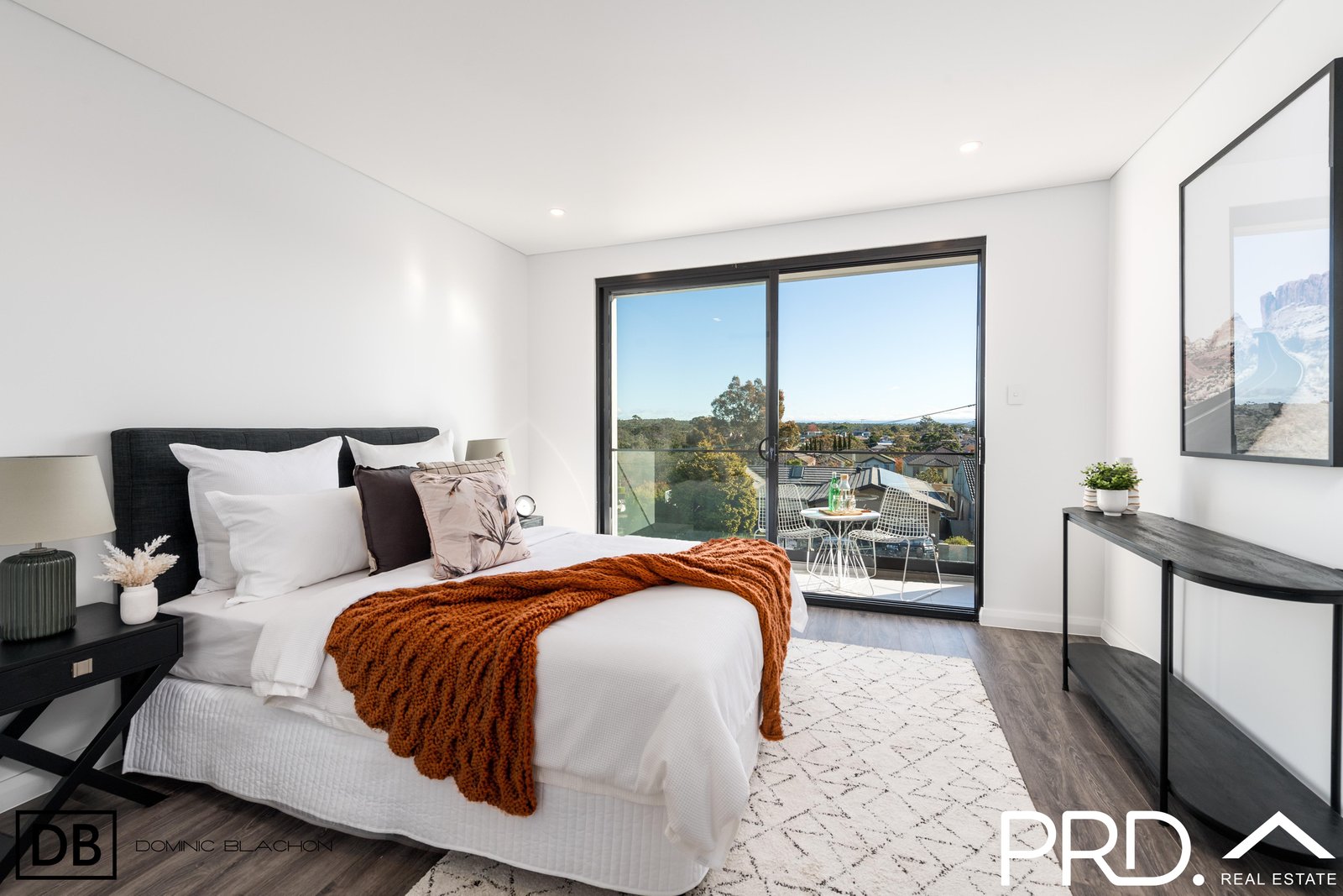 21 Valmay Avenue PICNIC POINT 8