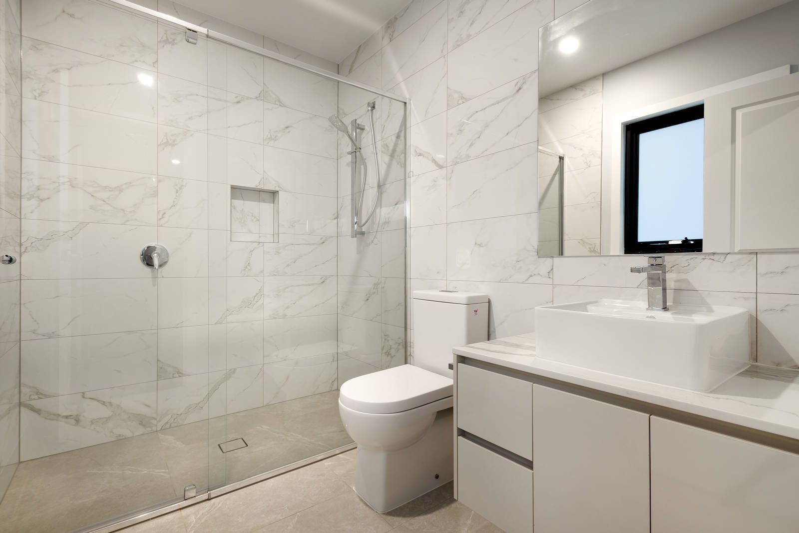 Real Estate and Property in 2/1 Verbena Street, Templestowe, VIC