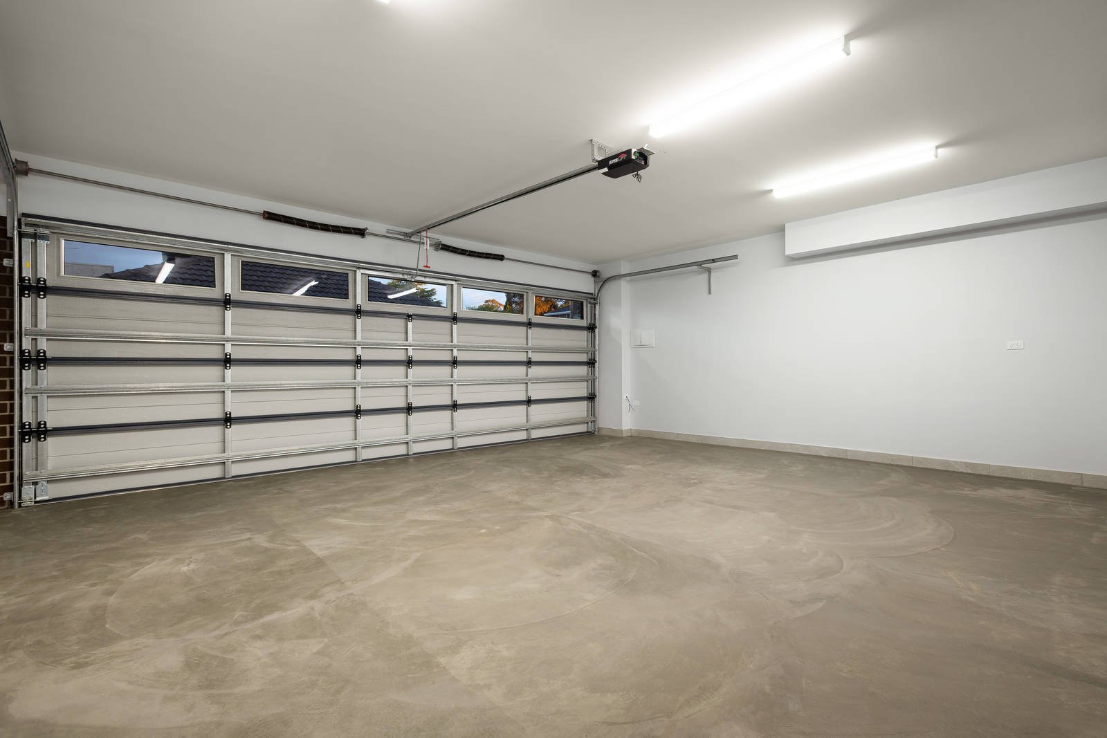 Real Estate and Property in 2/1 Verbena Street, Templestowe, VIC