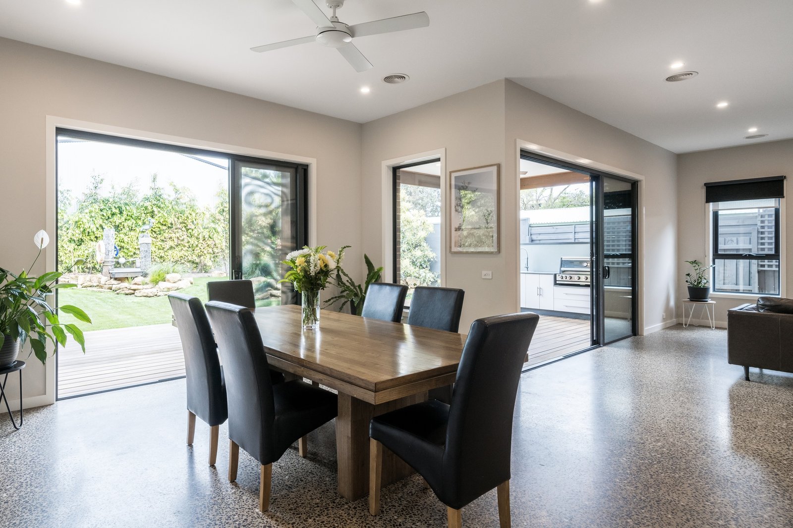 Gallery: 21 Victoria Street