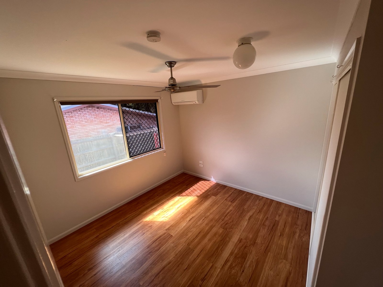 21 WARATAH Crescent TANNUM SANDS 7