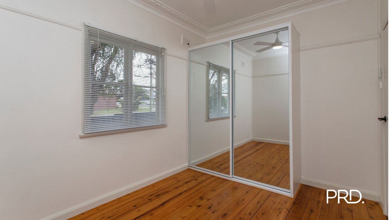 21 Warwick St  Penrith 6