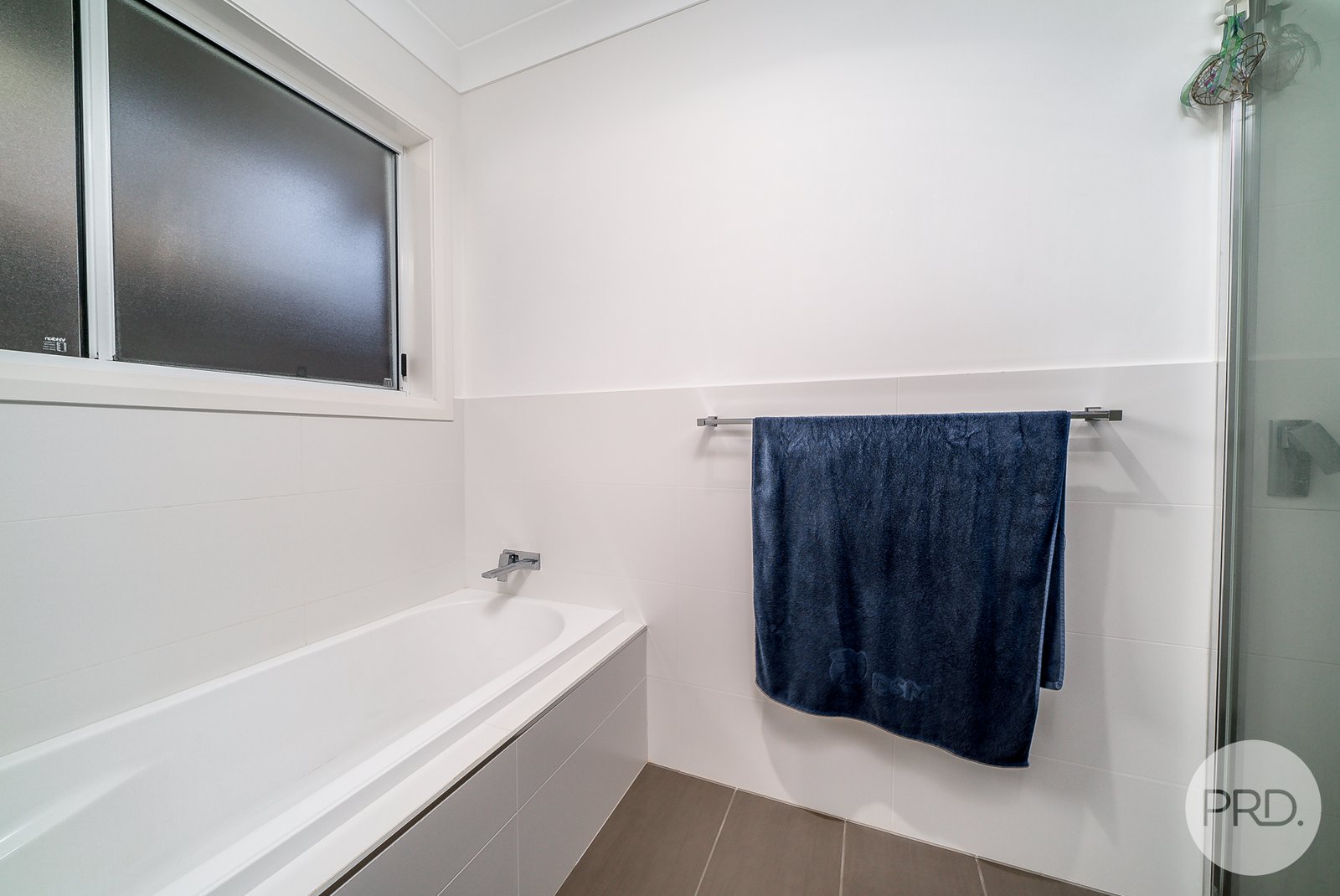 21 Waterhouse Avenue LLOYD 12