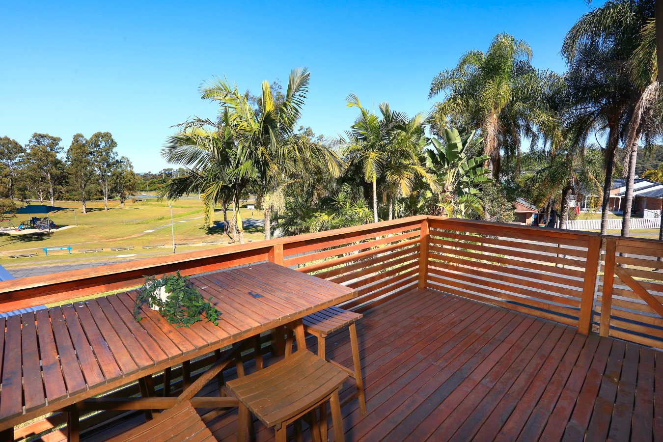 21 Watford Crescent MOLENDINAR 3