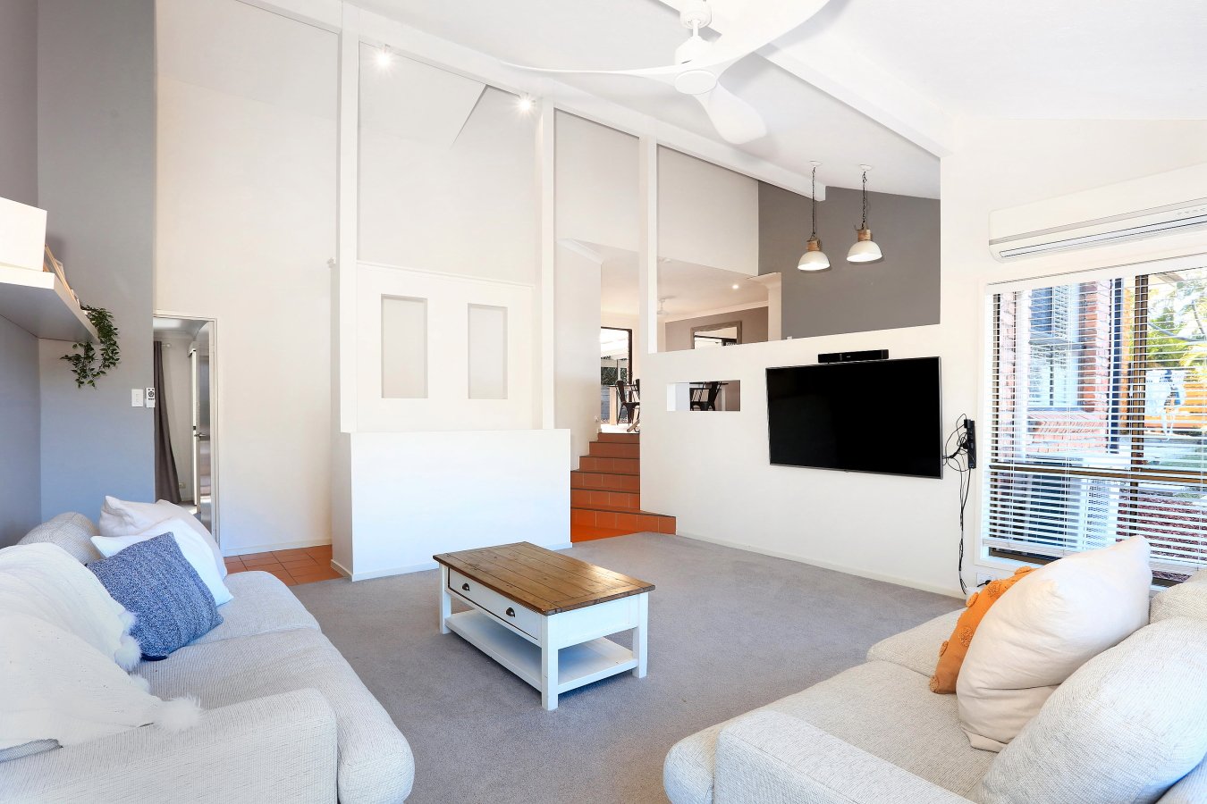 21 Watford Crescent MOLENDINAR 4