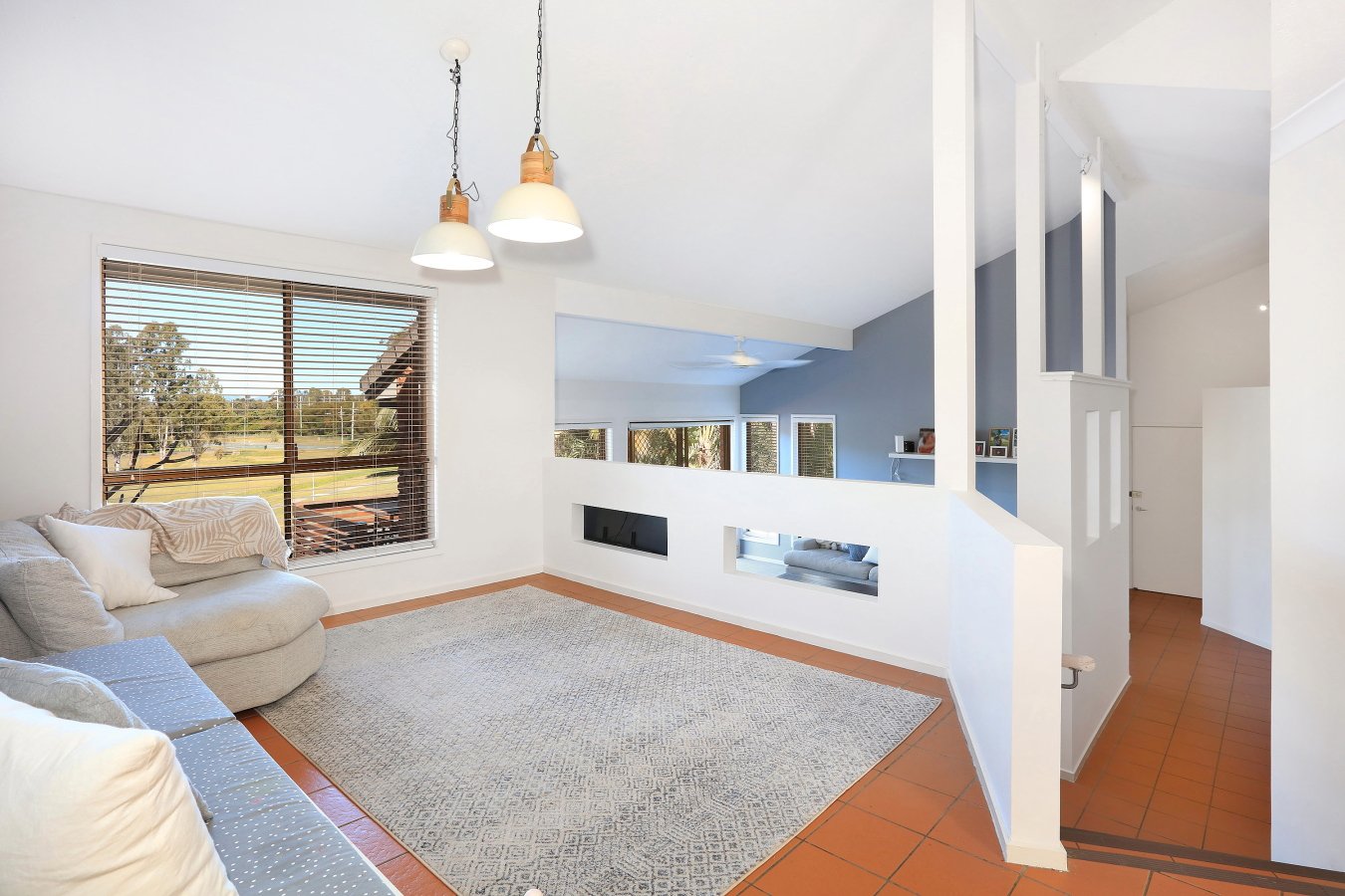 21 Watford Crescent MOLENDINAR 6