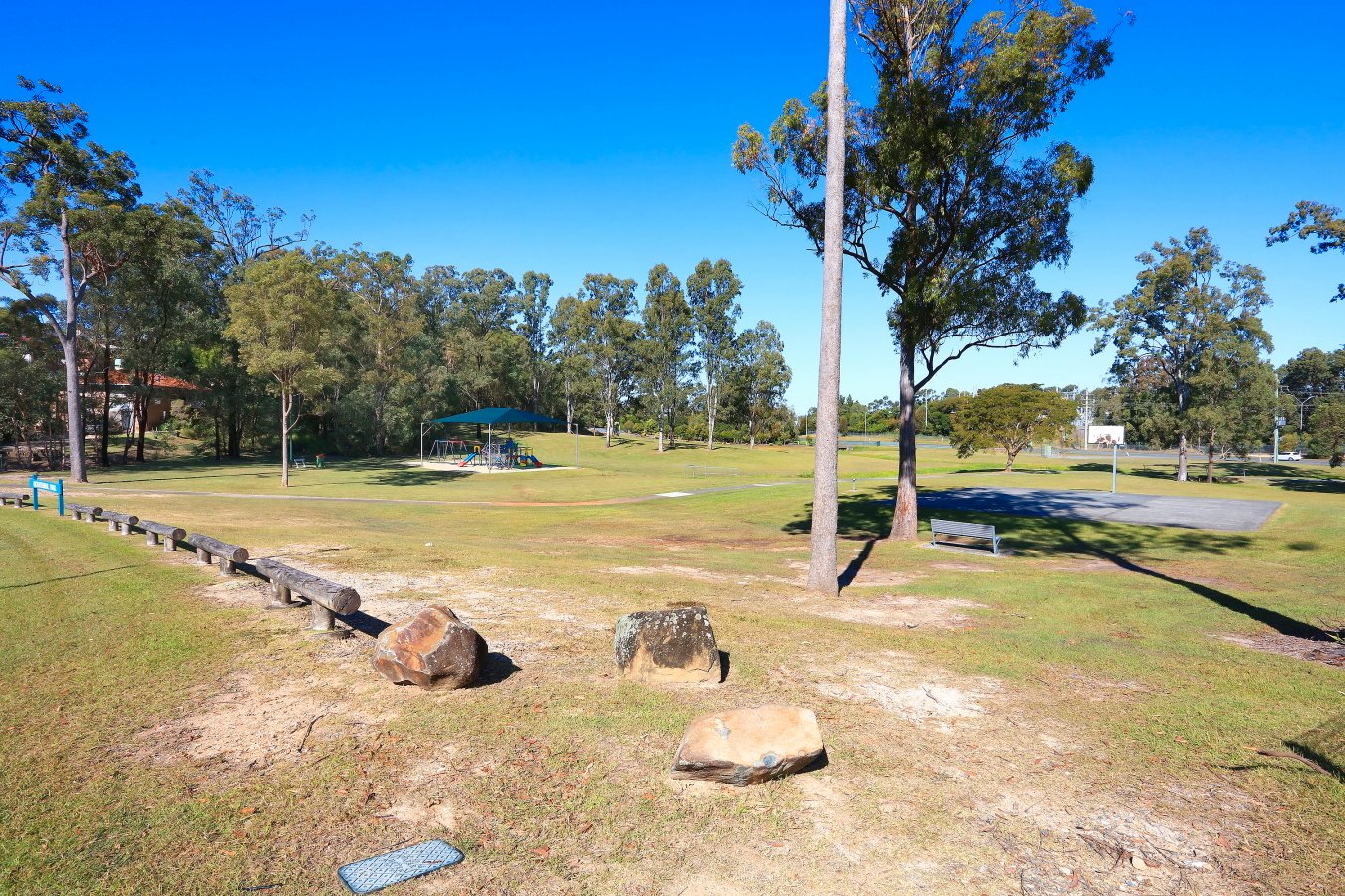 21 Watford Crescent MOLENDINAR 20