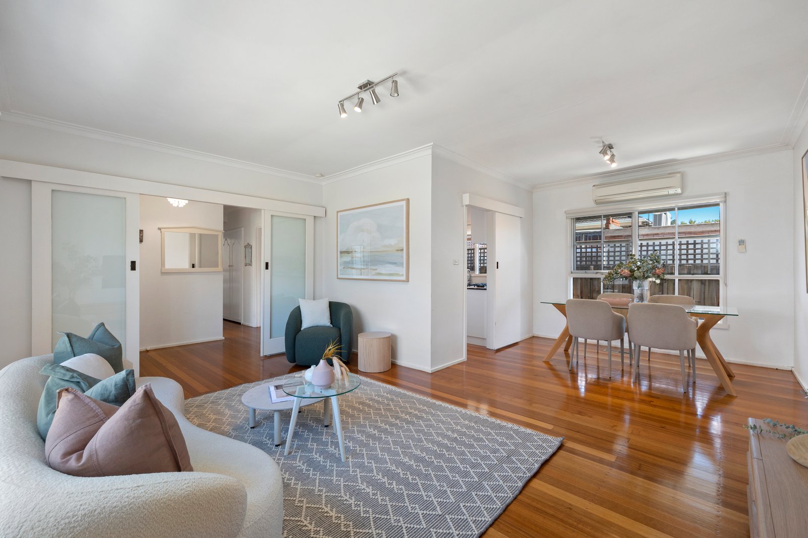 Gallery: 2/1 Wattle Avenue