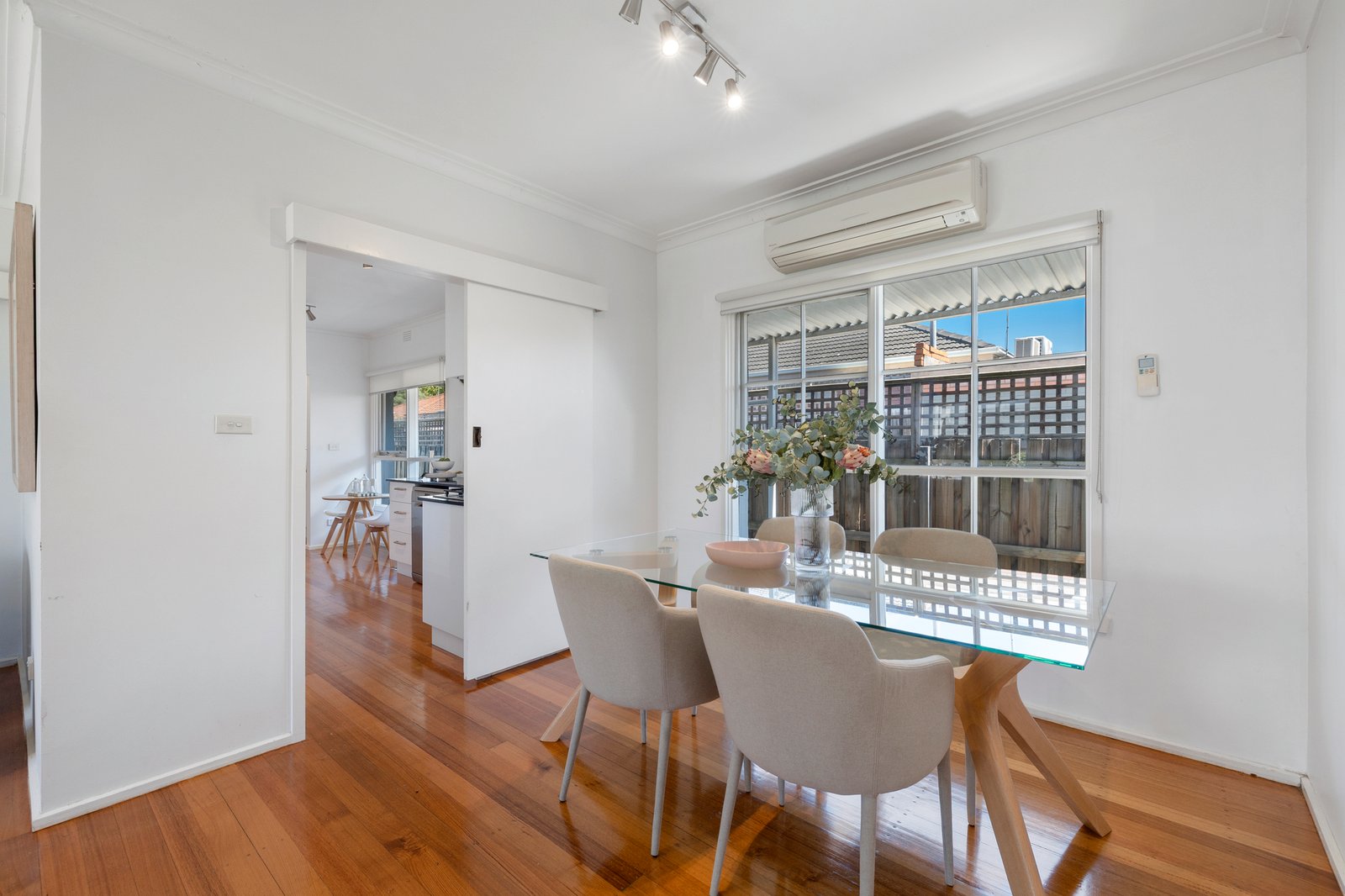 Gallery: 2/1 Wattle Avenue