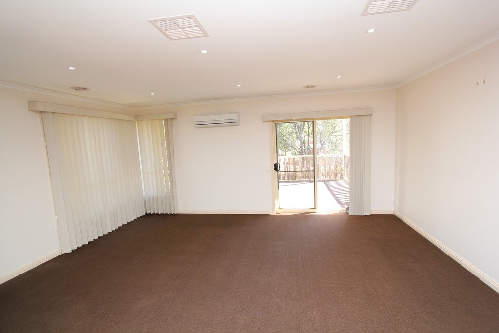 21 Wattletree Drive MOUNT HELEN 6