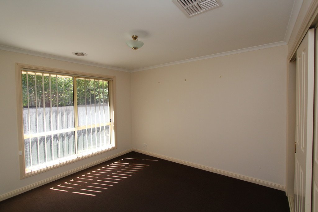 21 Wattletree Drive MOUNT HELEN 11