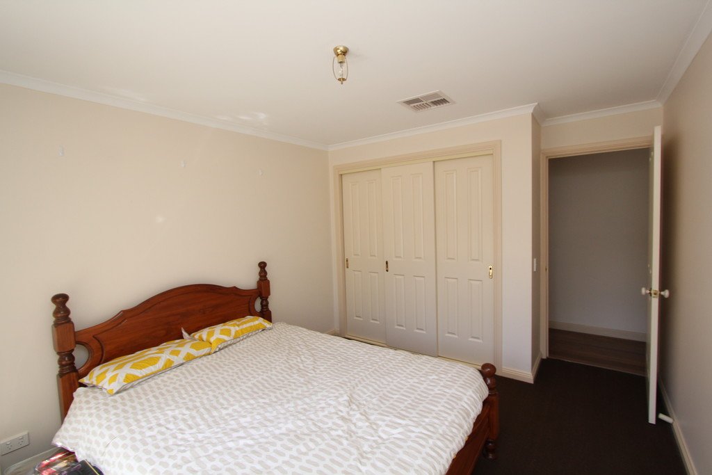 21 Wattletree Drive MOUNT HELEN 12