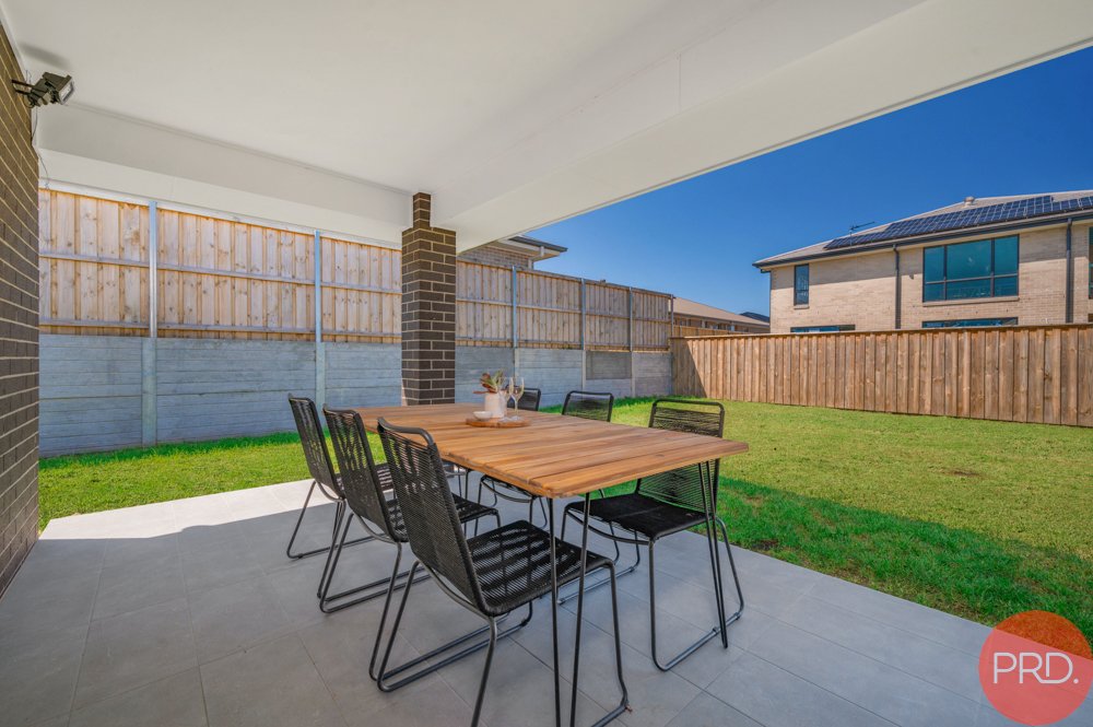 21 Wexford Street CHISHOLM 25