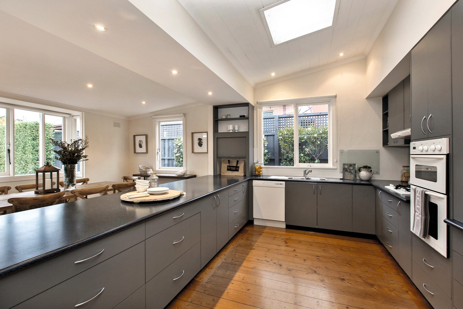 21 White Street, Glen Iris, VIC