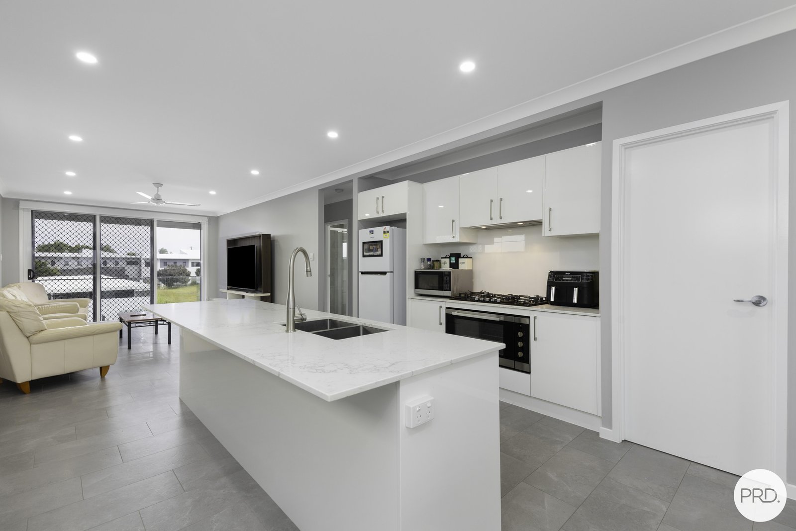 21 Willoughby Crescent EAST MACKAY 1