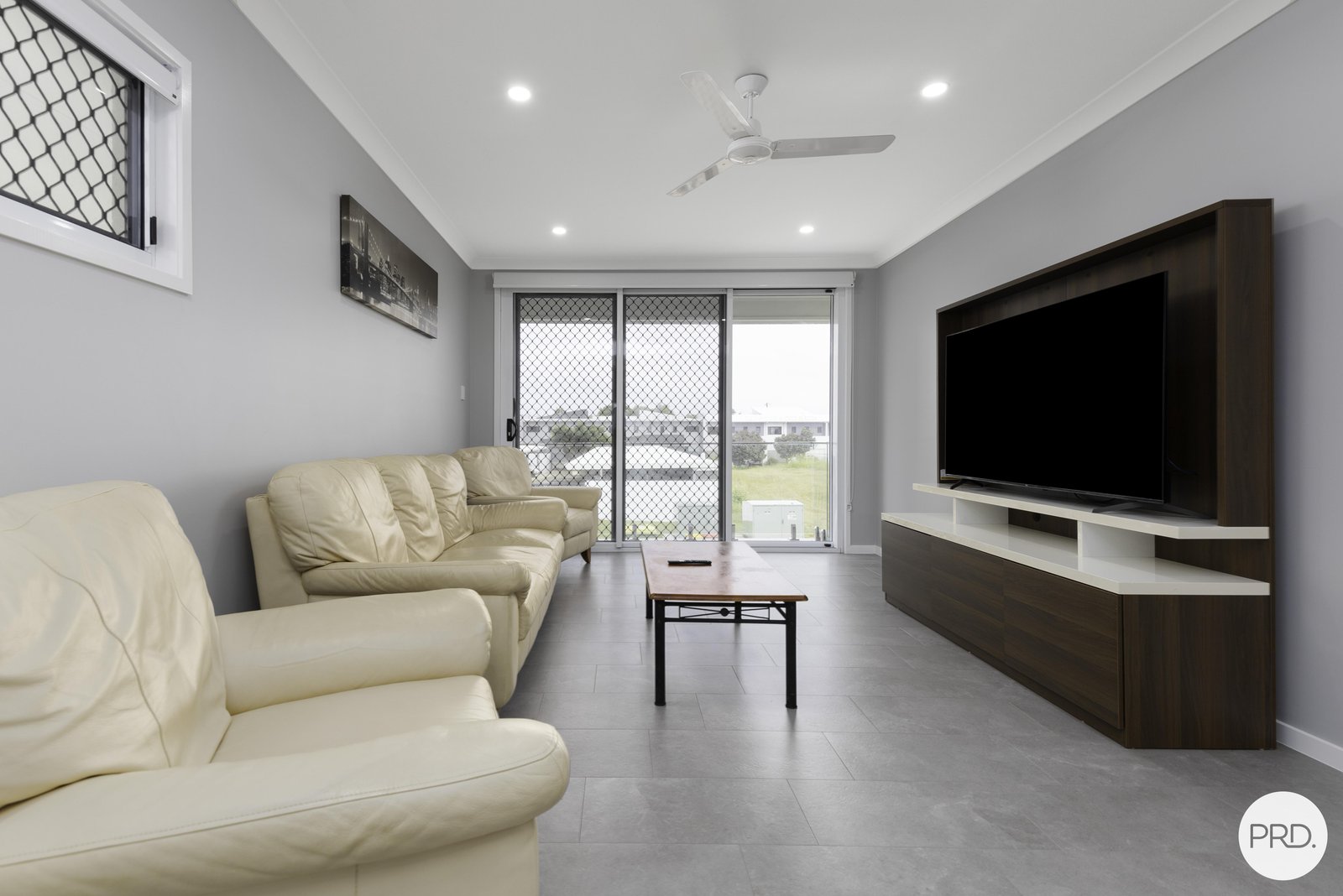 21 Willoughby Crescent EAST MACKAY 8