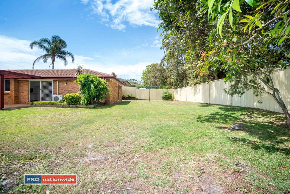 21 Windward Close CORLETTE 17