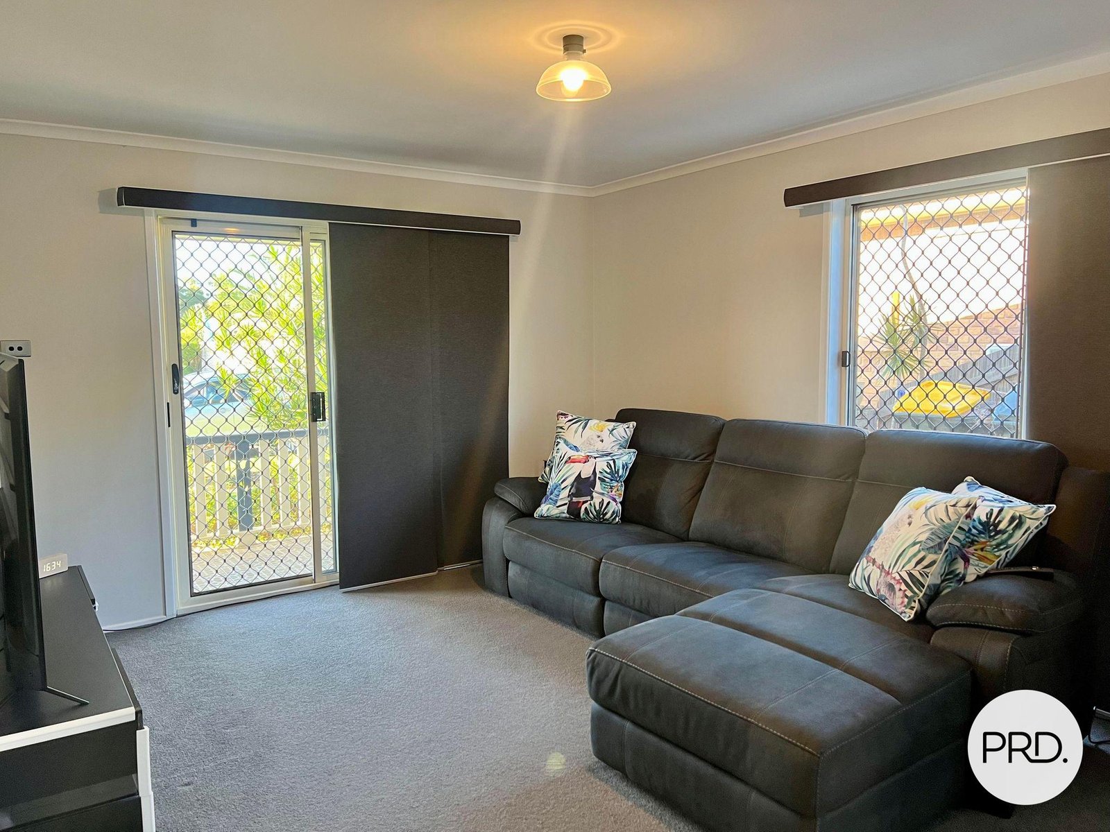 21 Witney Street TELINA 3