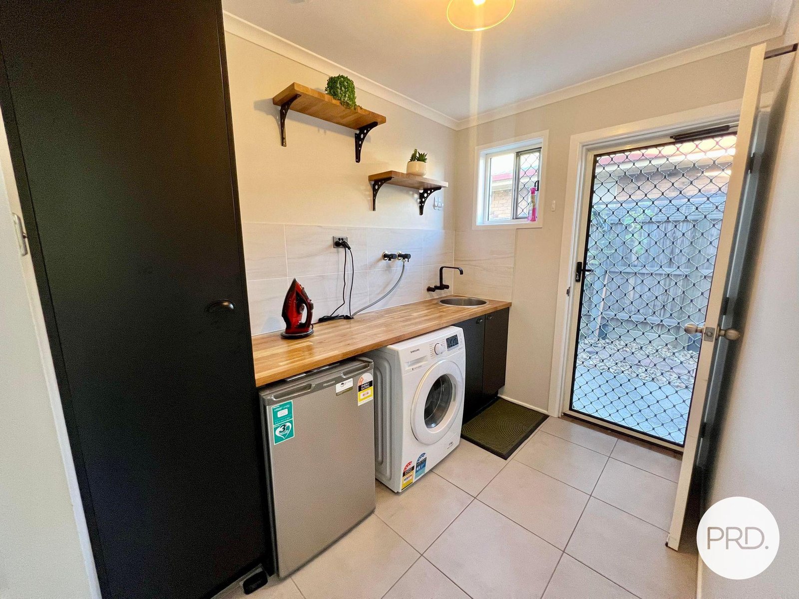 21 Witney Street TELINA 14