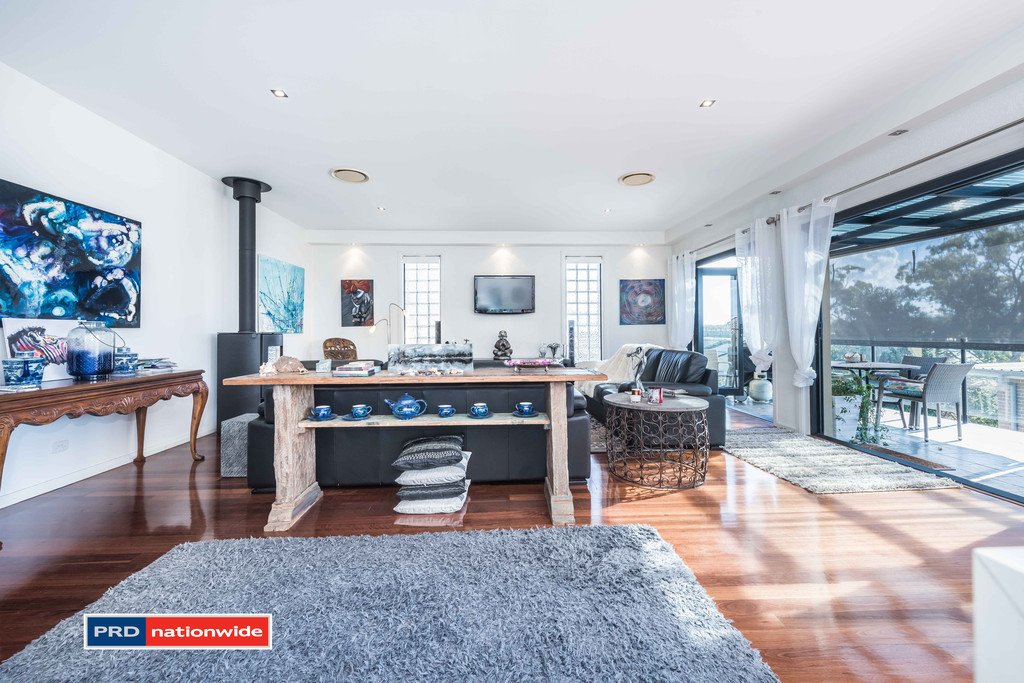 2/1 Wollomi Avenue NELSON BAY 4