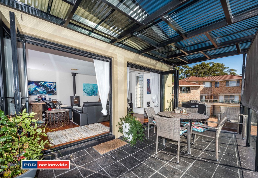 2/1 Wollomi Avenue NELSON BAY 9