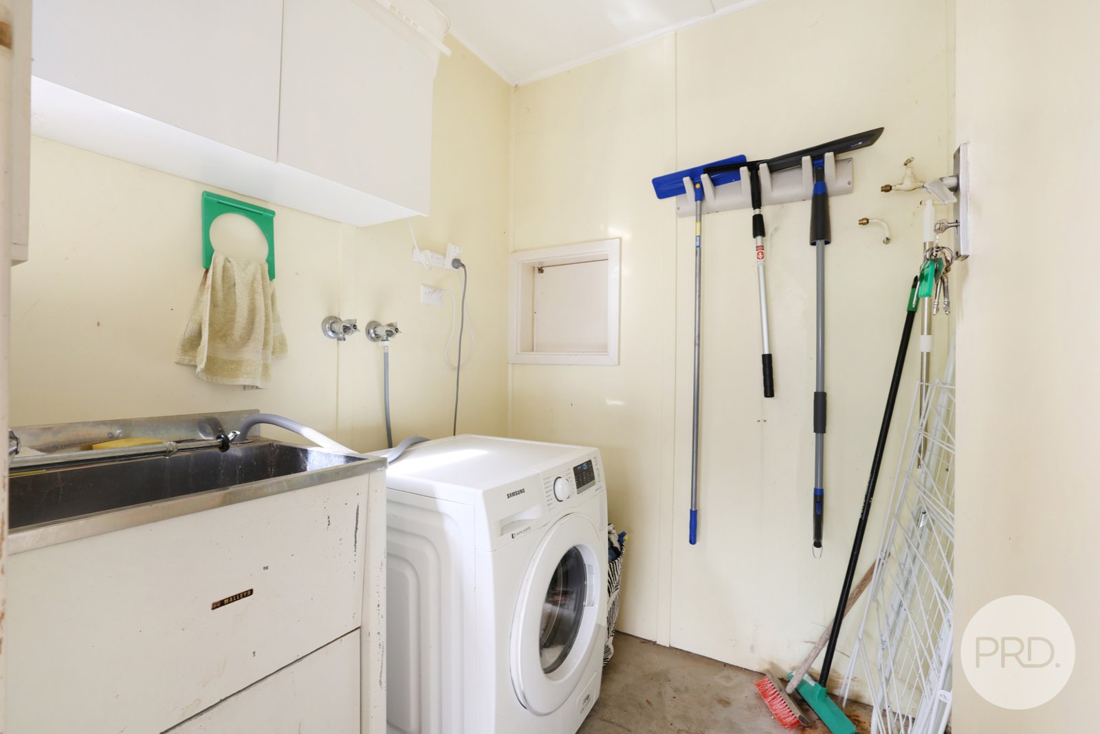 21 Wongala Street SOUTH TAMWORTH 21