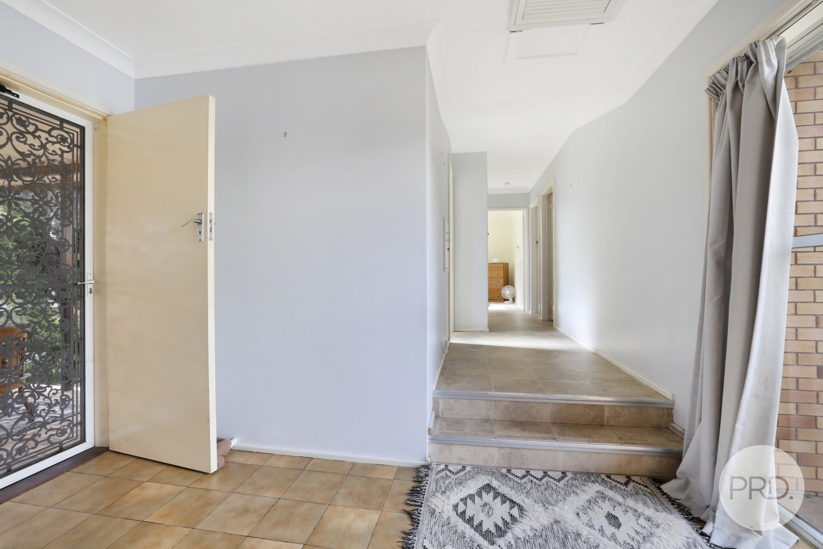 21 Wongala Street TAMWORTH 9