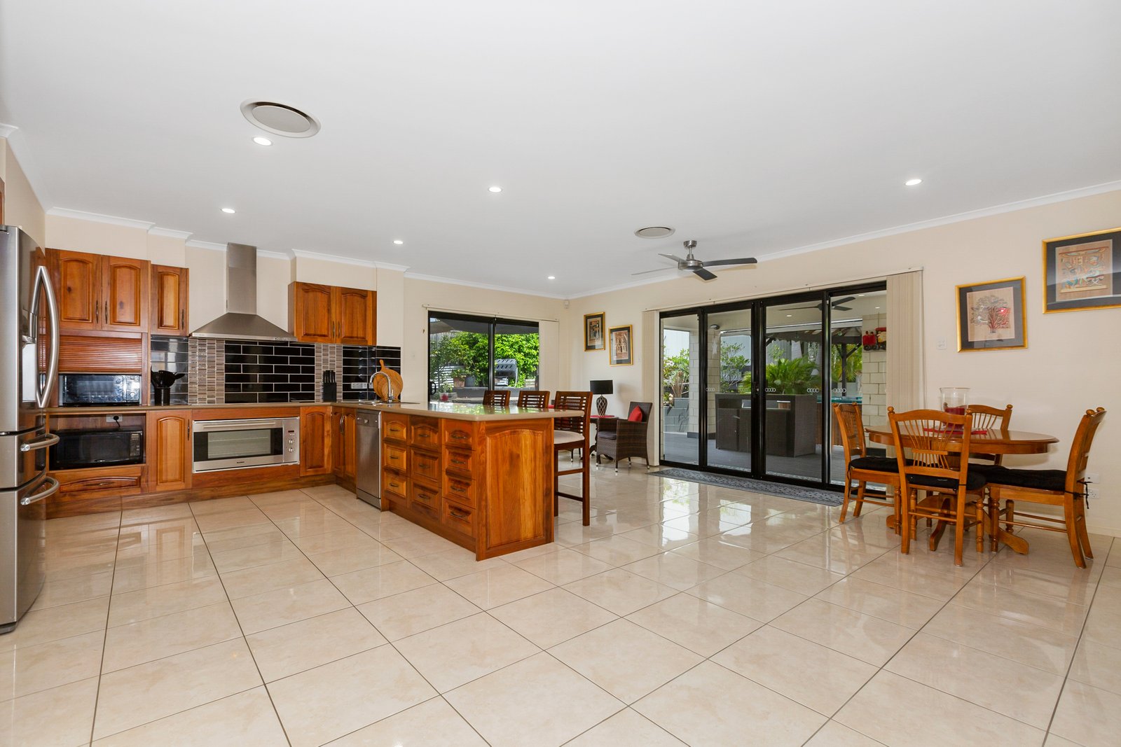 21 Woodfull Crescent POTTSVILLE 5