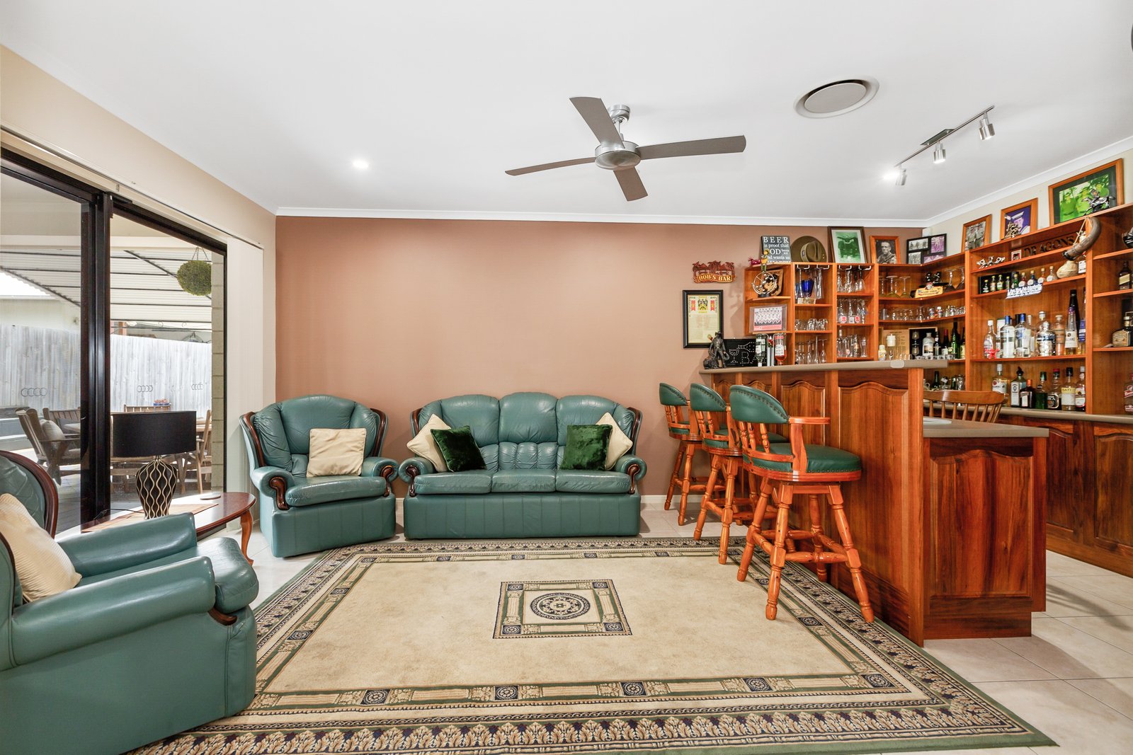 21 Woodfull Crescent POTTSVILLE 7