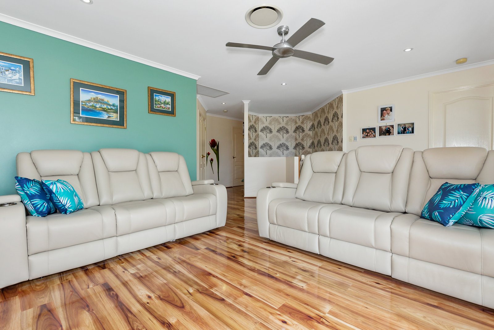 21 Woodfull Crescent POTTSVILLE 12