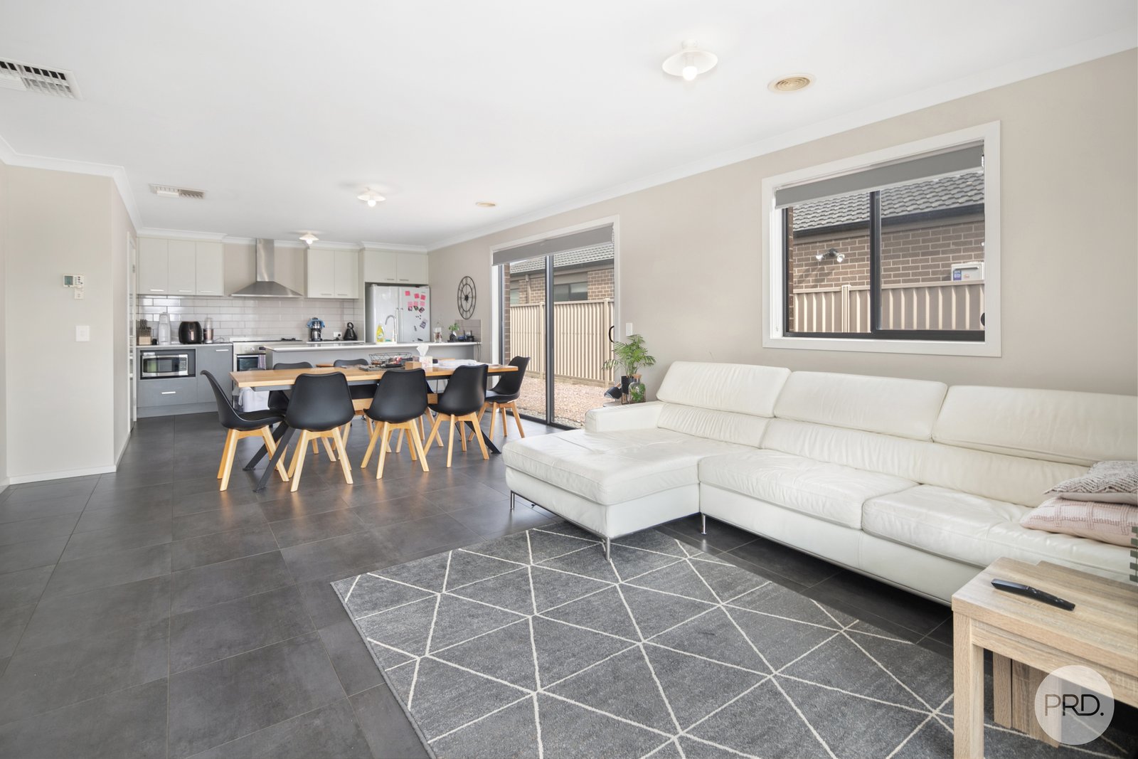 21 Yorkdale Boulevard WINTER VALLEY 6