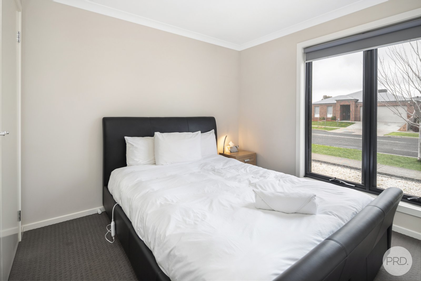 21 Yorkdale Boulevard WINTER VALLEY 11
