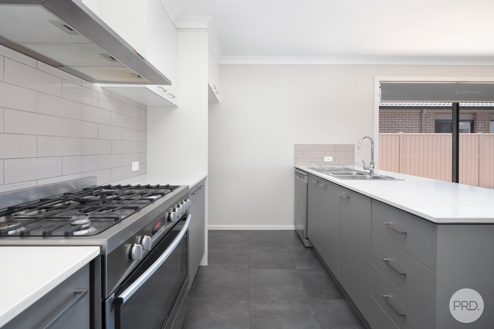 21 Yorkdale Boulevard WINTER VALLEY 6