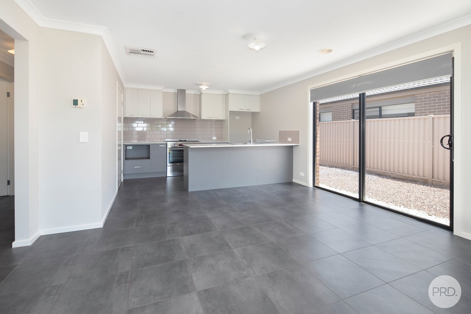 21 Yorkdale Boulevard WINTER VALLEY 7