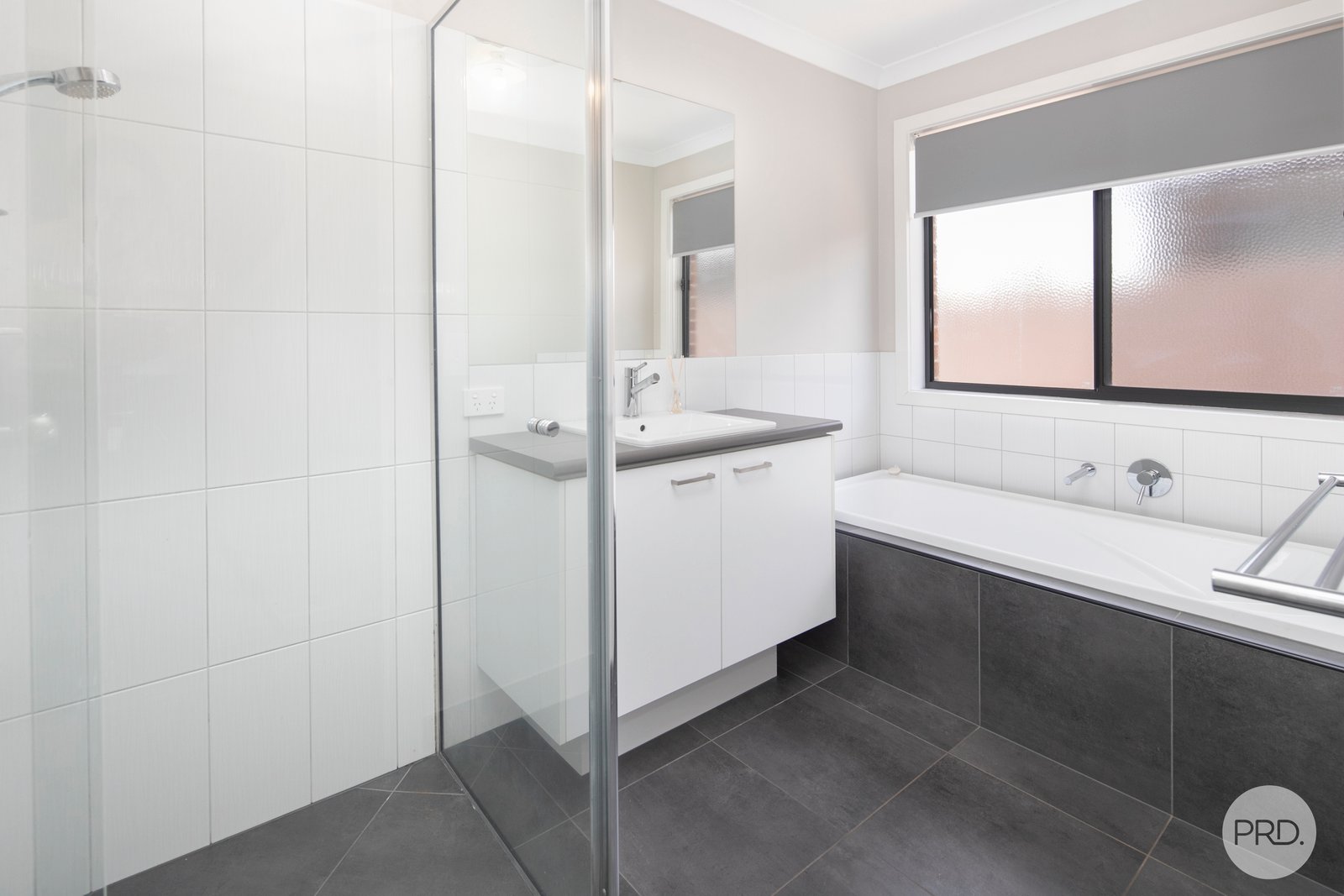 21 Yorkdale Boulevard WINTER VALLEY 11