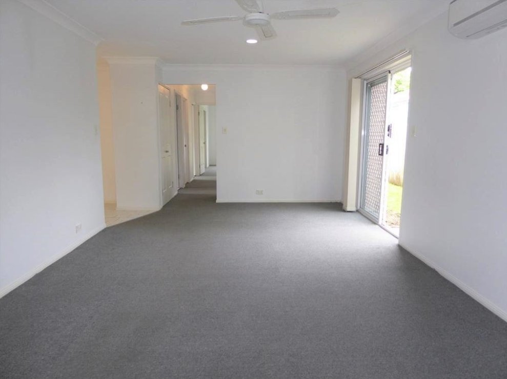 2/10 Annette Court LABRADOR 5