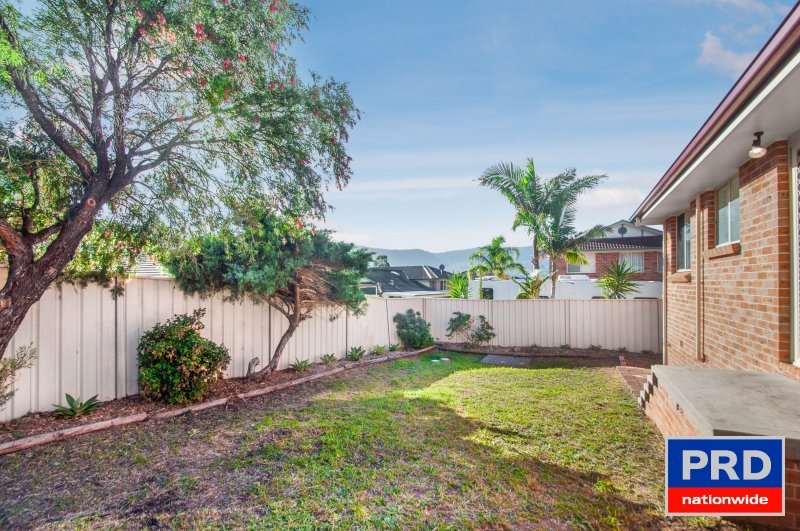 2/10 Appleby Cl  HORSLEY 6