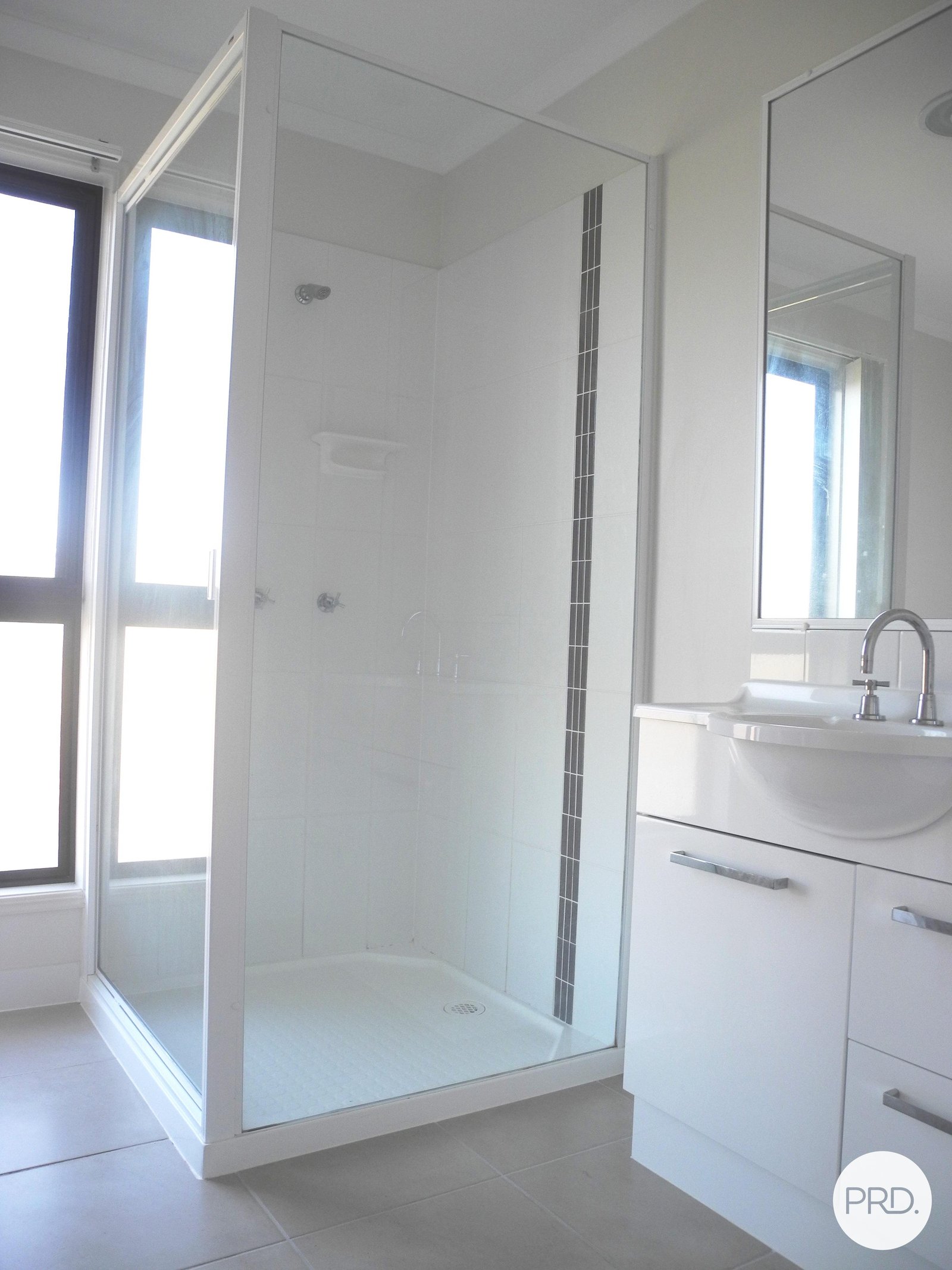 2/10 Arthur Street BOYNE ISLAND 10