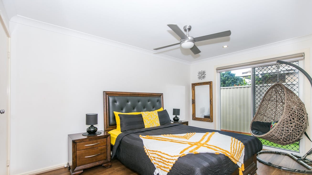 2/10 Avi Court LABRADOR 9