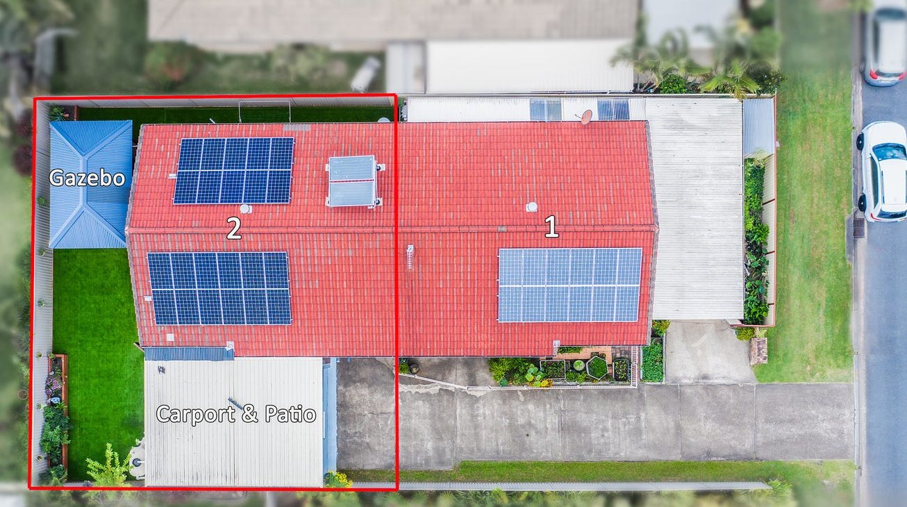 2/10 Avi Court LABRADOR 15