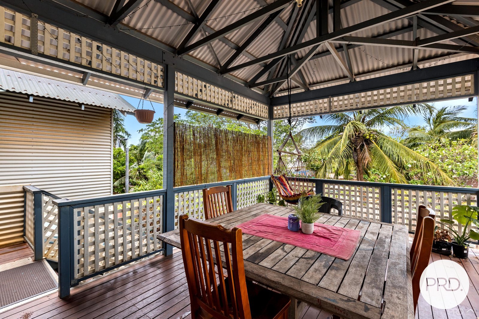 2/10 Bagot Street DJUGUN 1