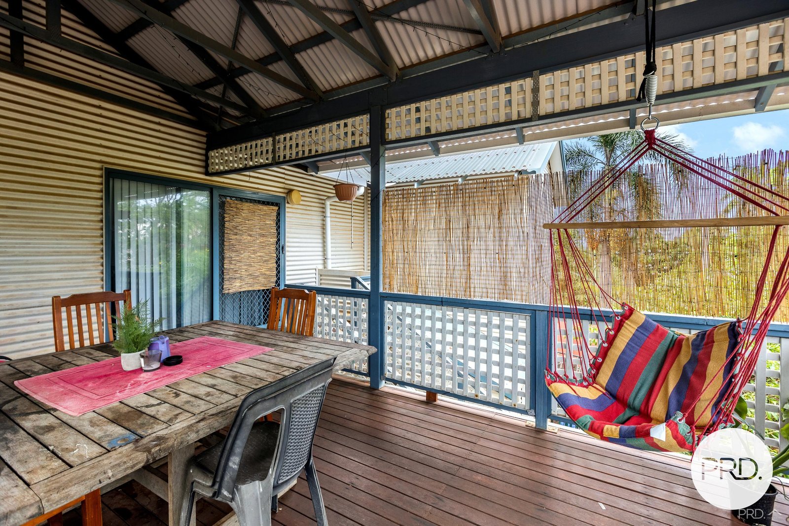 2/10 Bagot Street DJUGUN 7