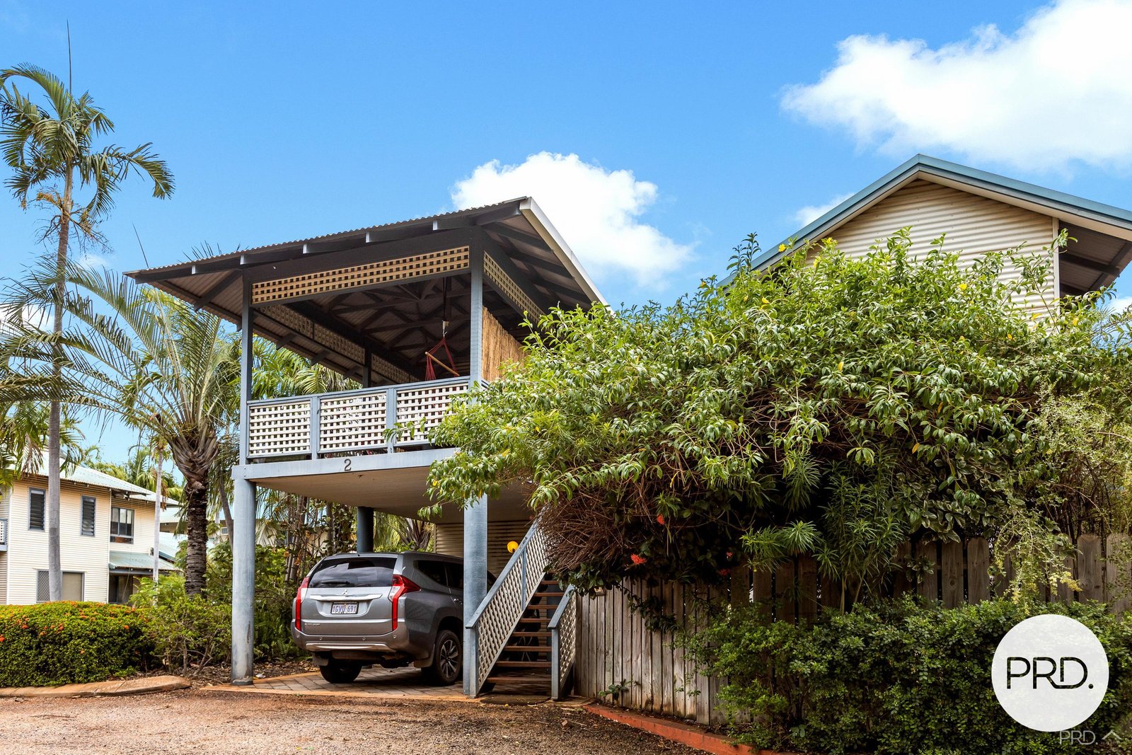 2/10 Bagot Street DJUGUN 7