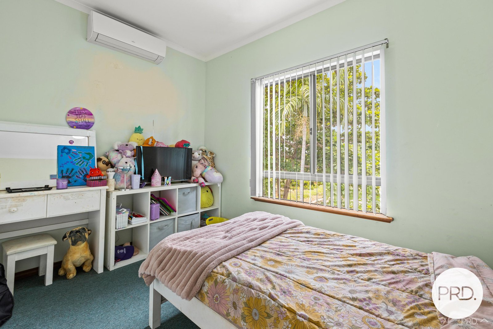 2/10 Bagot Street DJUGUN 17