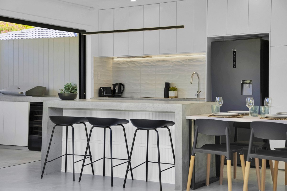 2/10 Barbet Place Burleigh Waters 2