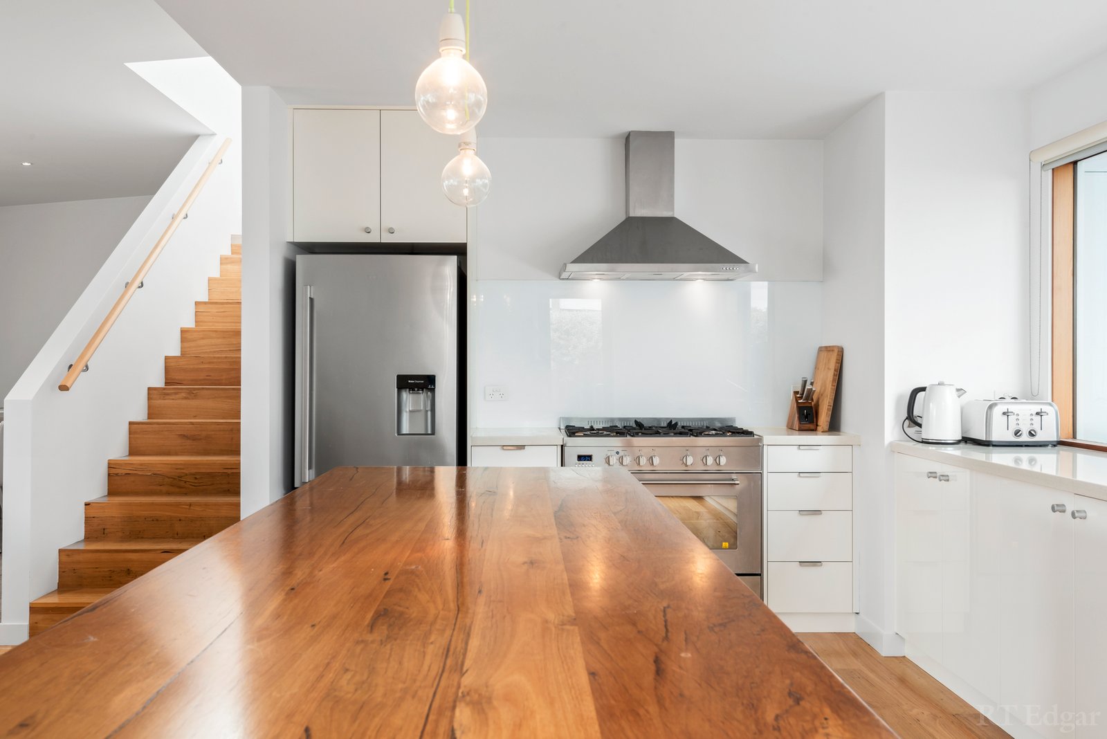 Real Estate and Property in 2/10 Beachwood Drive, Point Lonsdale, VIC