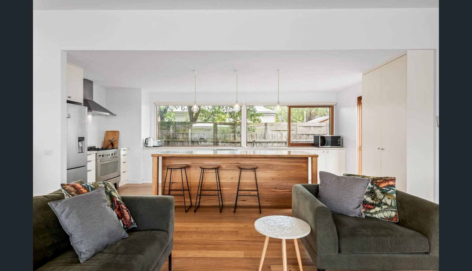 Real Estate and Property in 2/10 Beachwood Drive, Point Lonsdale, VIC