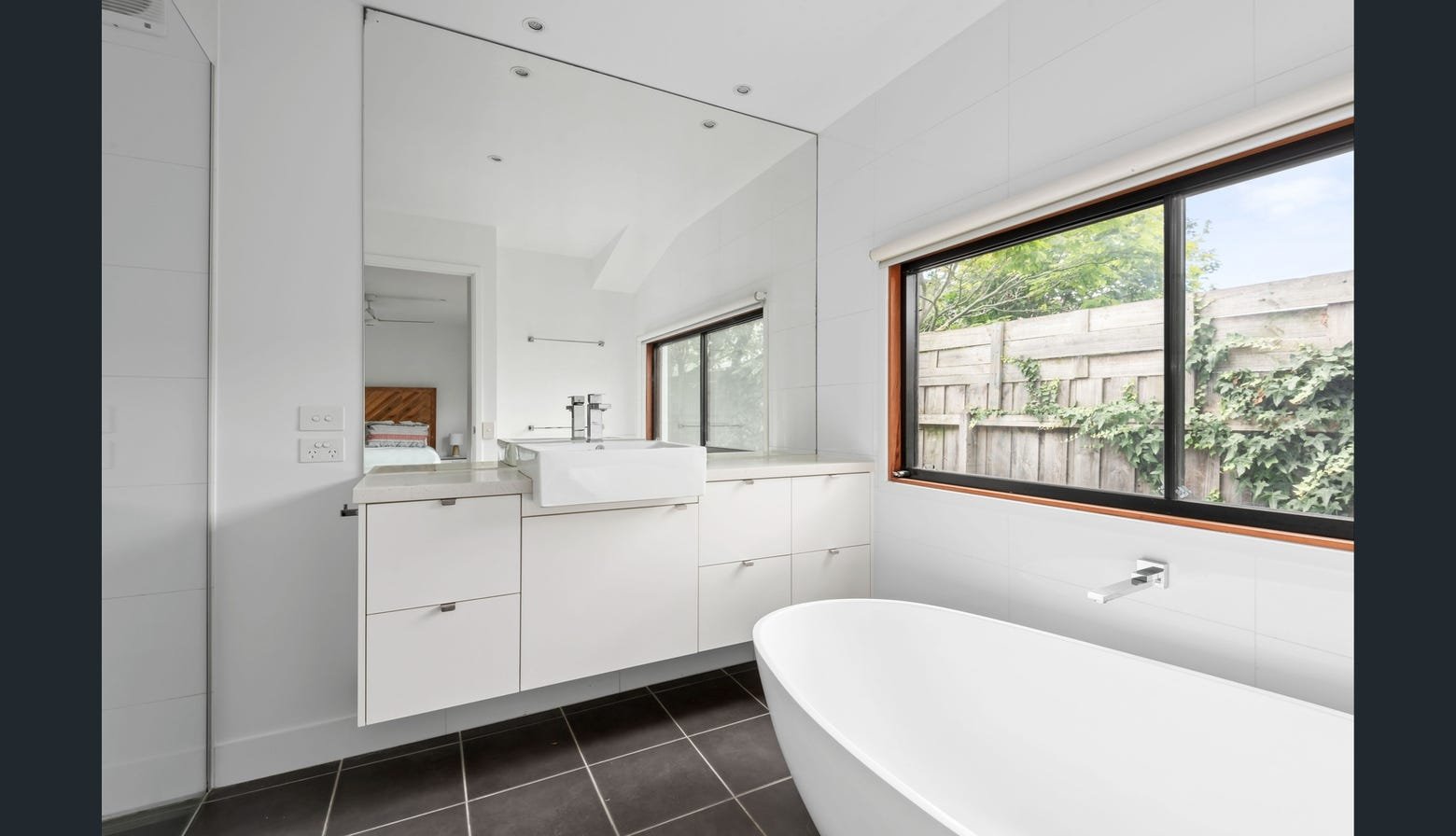 Real Estate and Property in 2/10 Beachwood Drive, Point Lonsdale, VIC